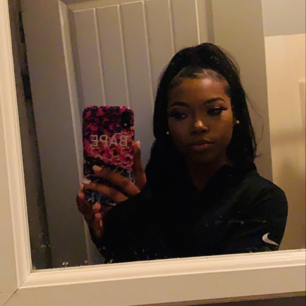 Meet your Posher, Anisha